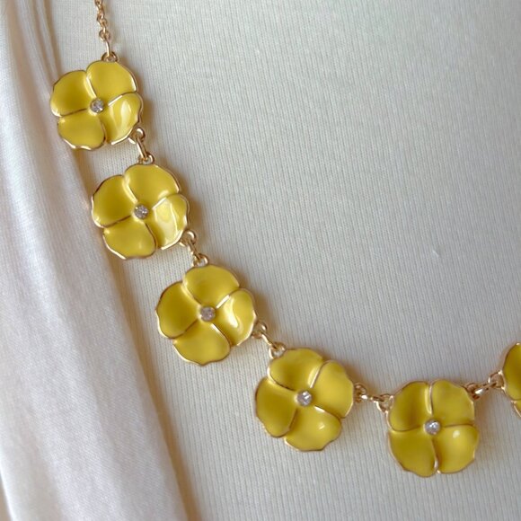 Liz Claiborne Yellow Enamel Floral Necklace With Rhinestones & Gold-Tone Chain - Picture 2 of 6